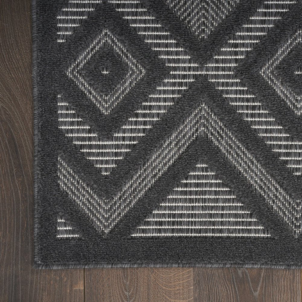 7' X 10' Black Indoor Outdoor Area Rug