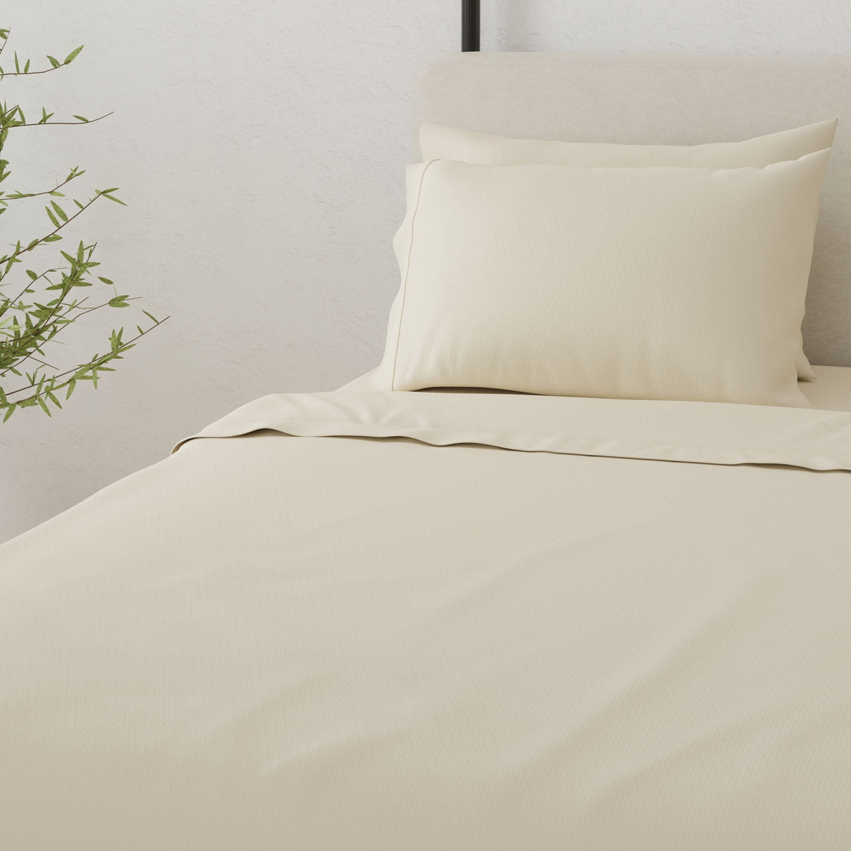 Brushed Hypoallergenic Split Sheet Set