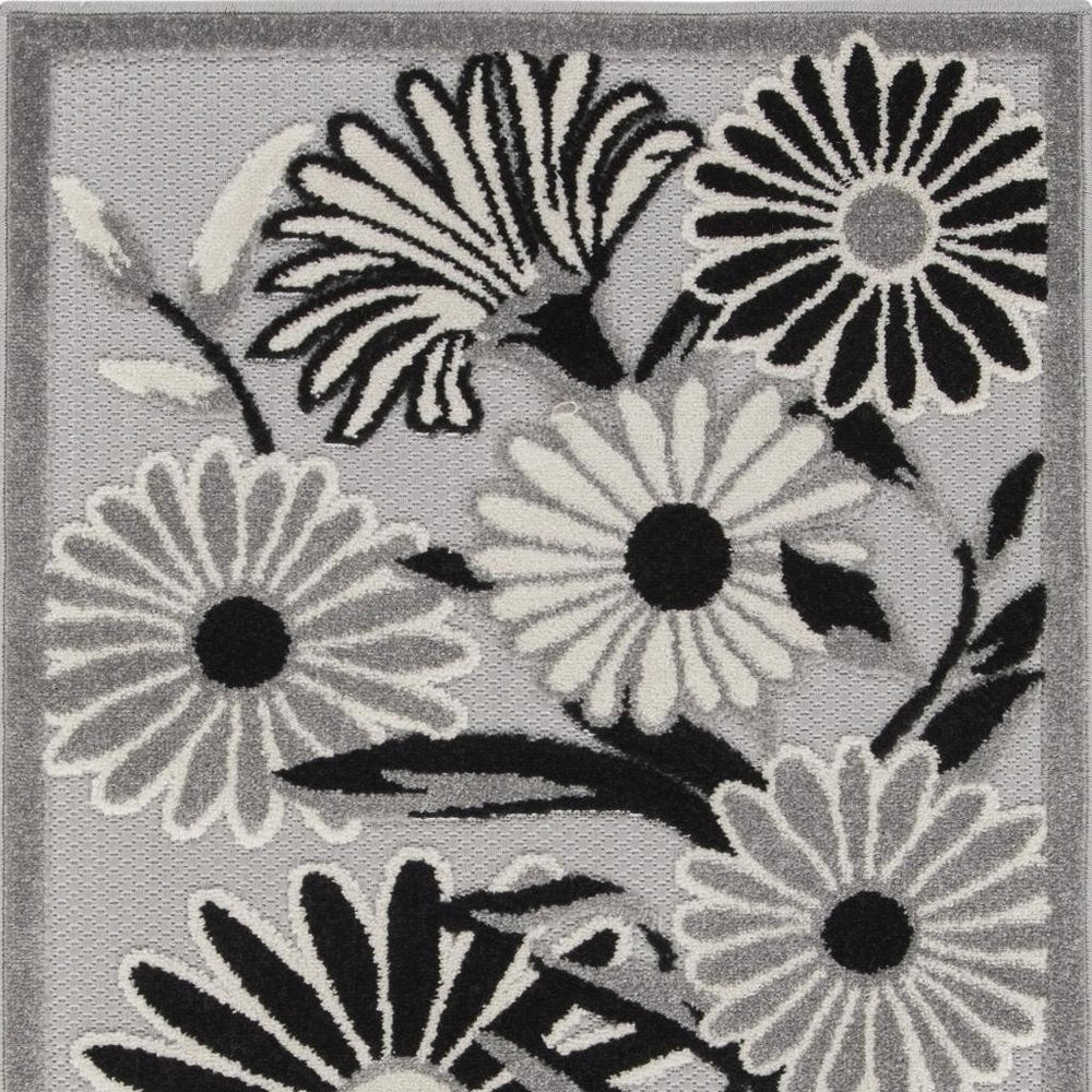 3' X 4' Black and White Floral Indoor Outdoor Area Rug