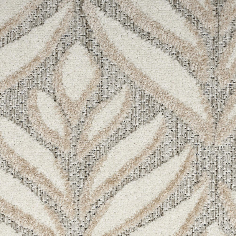 8' Gray and Ivory Round Floral Indoor Outdoor Area Rug