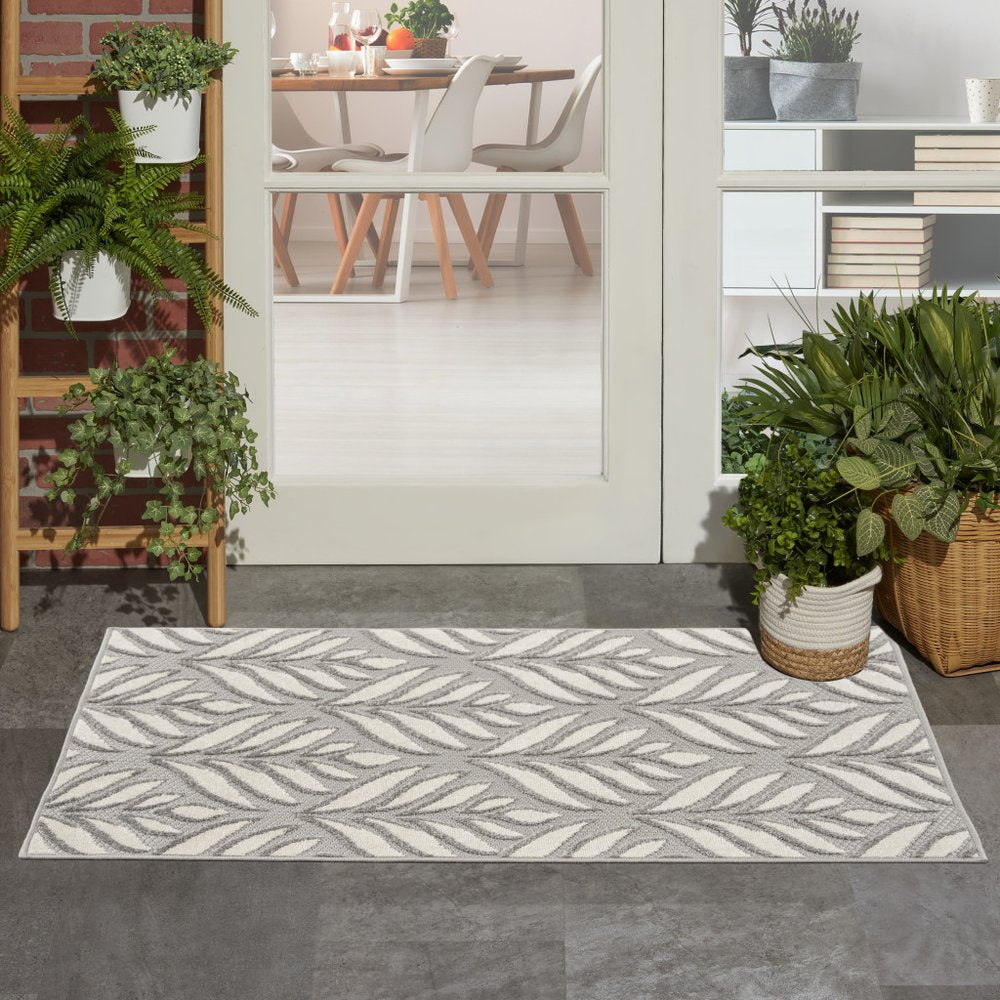 3' X 4' Gray Floral Indoor Outdoor Area Rug