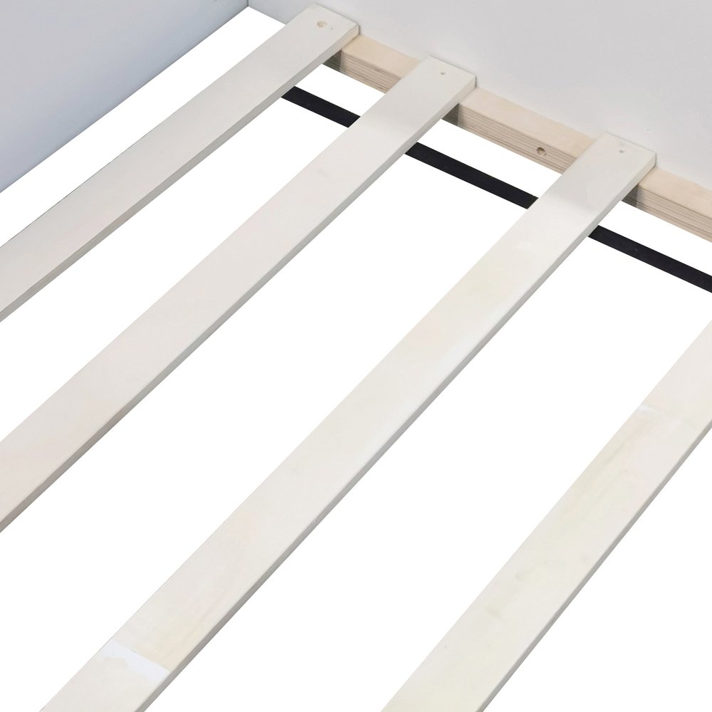 Brown Tufted Upholstered Queen Day Bed