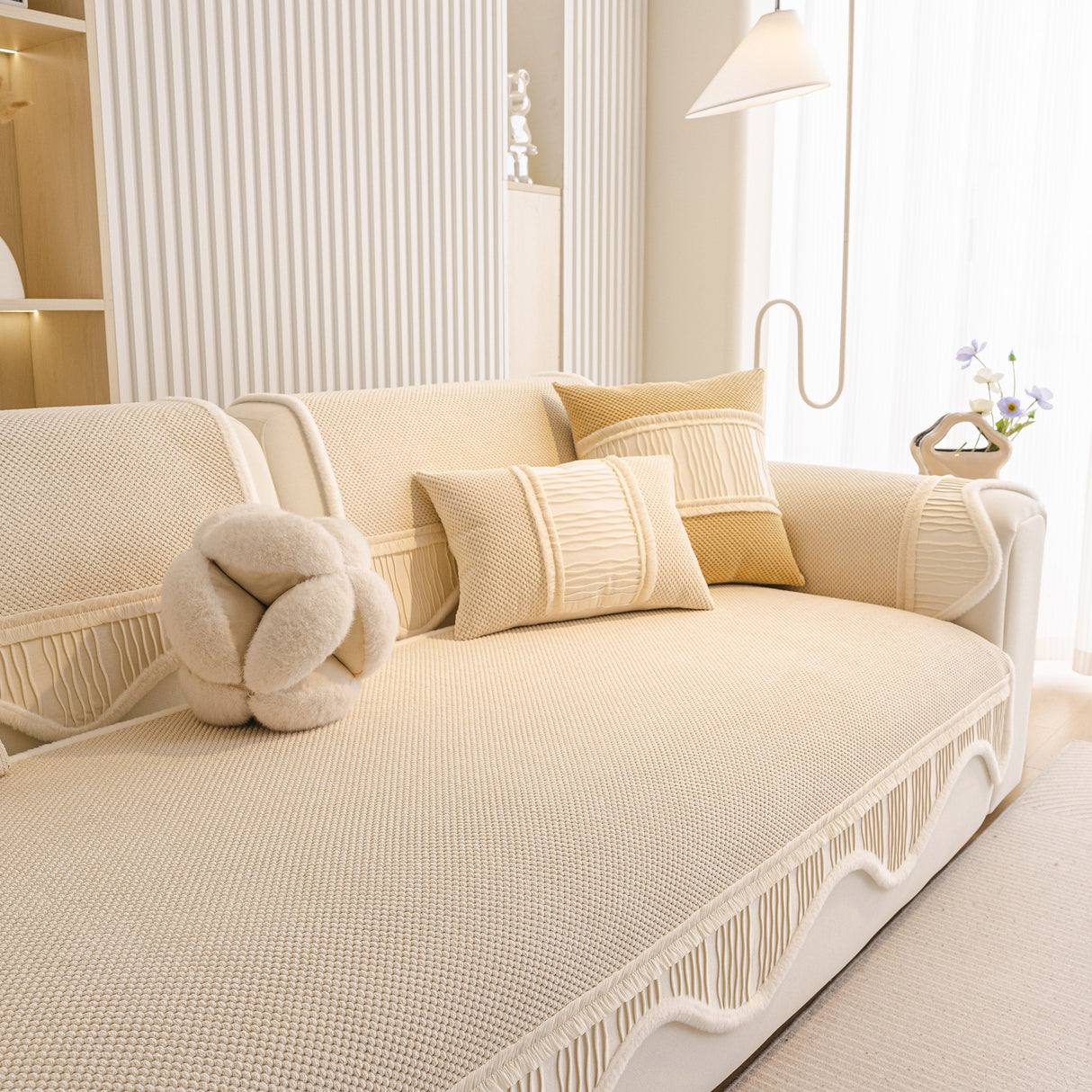 Dog Washable Sofa Protector Cover, Non-Slip Couch Slipcover with Soft Furry Trim