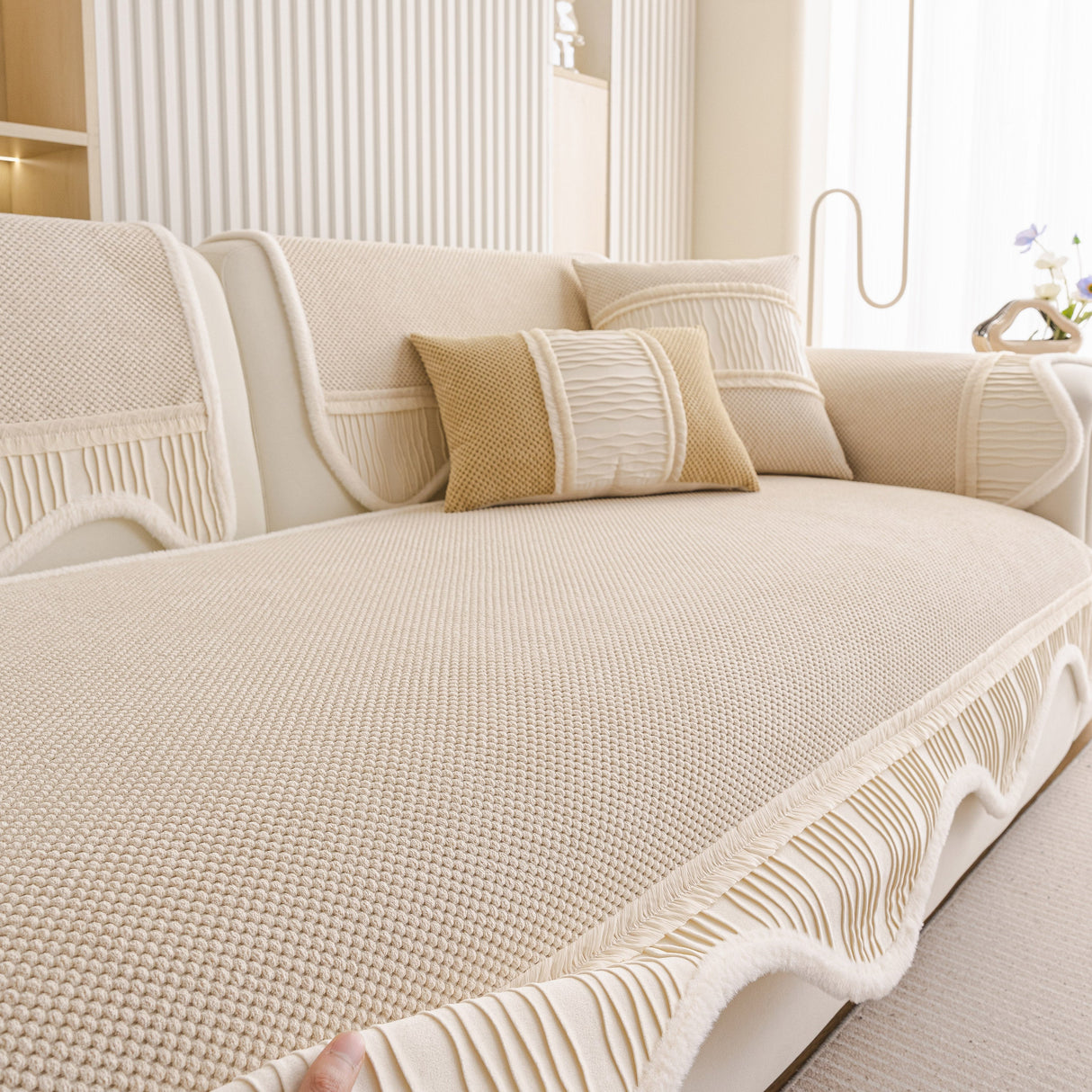 Dog Washable Sofa Protector Cover, Non-Slip Couch Slipcover with Soft Furry Trim