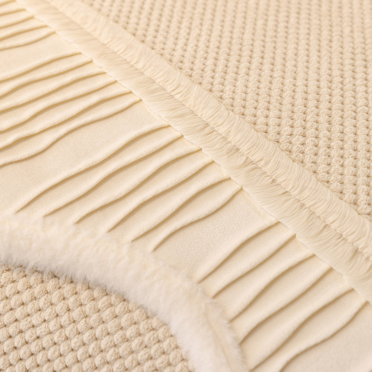 Dog Washable Sofa Protector Cover, Non-Slip Couch Slipcover with Soft Furry Trim