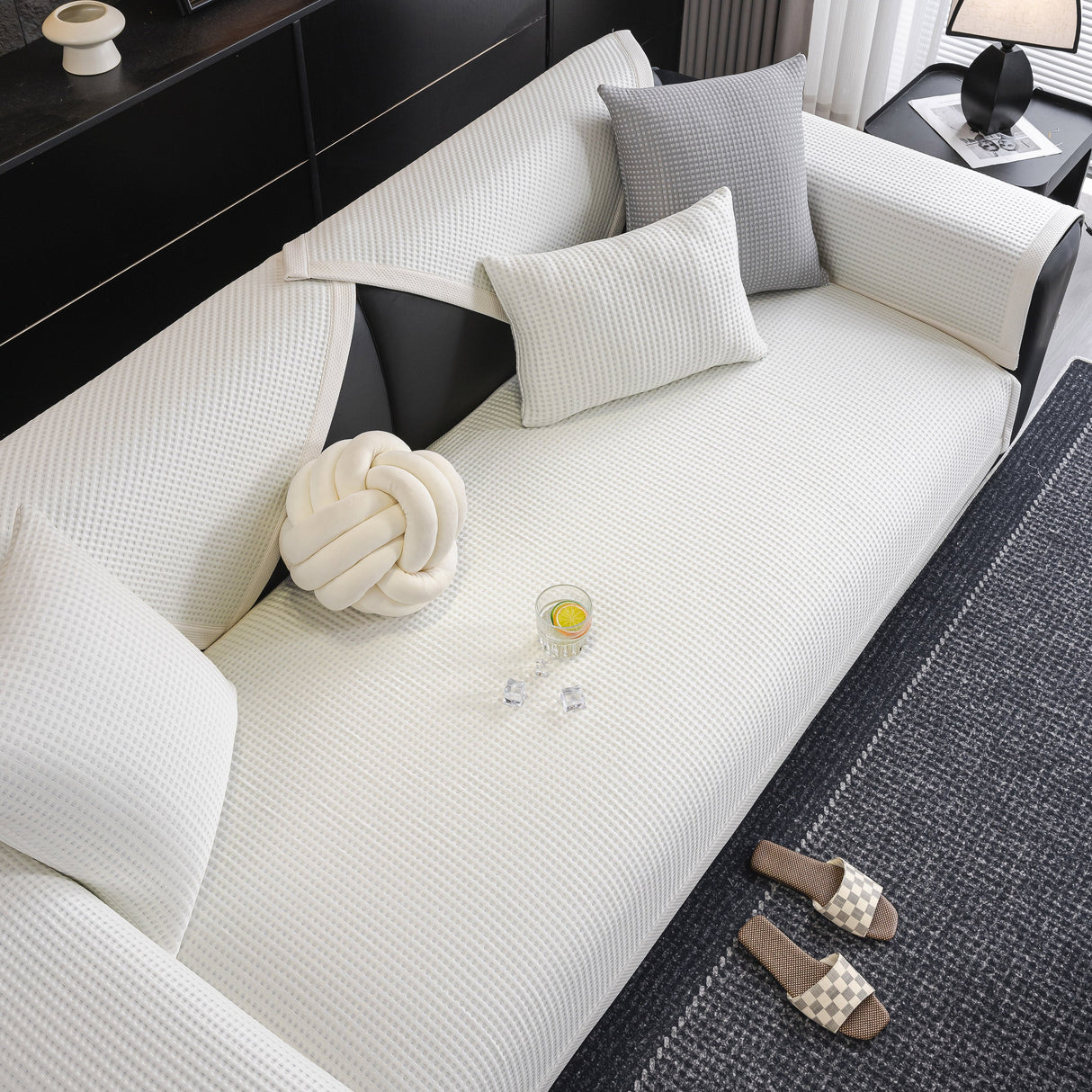 Non-Slip Cooling Breathable Couch Protector Towel, Lightweight Slipcover for Sofas