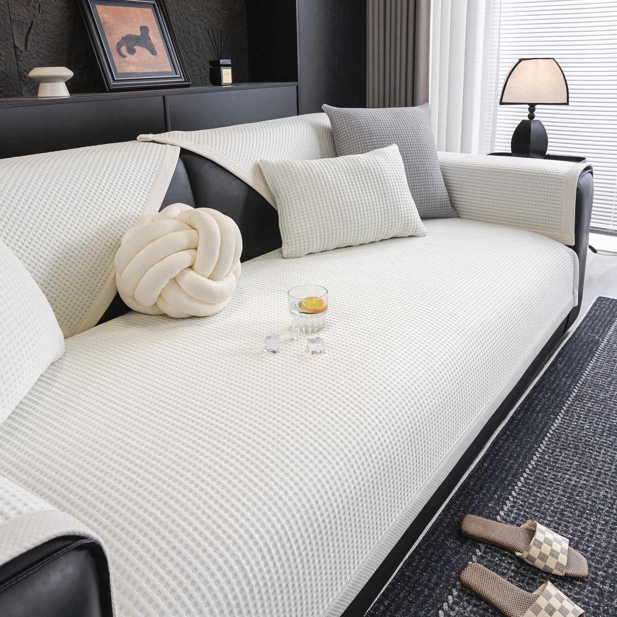 Non-Slip Cooling Breathable Couch Protector Towel, Lightweight Slipcover for Sofas