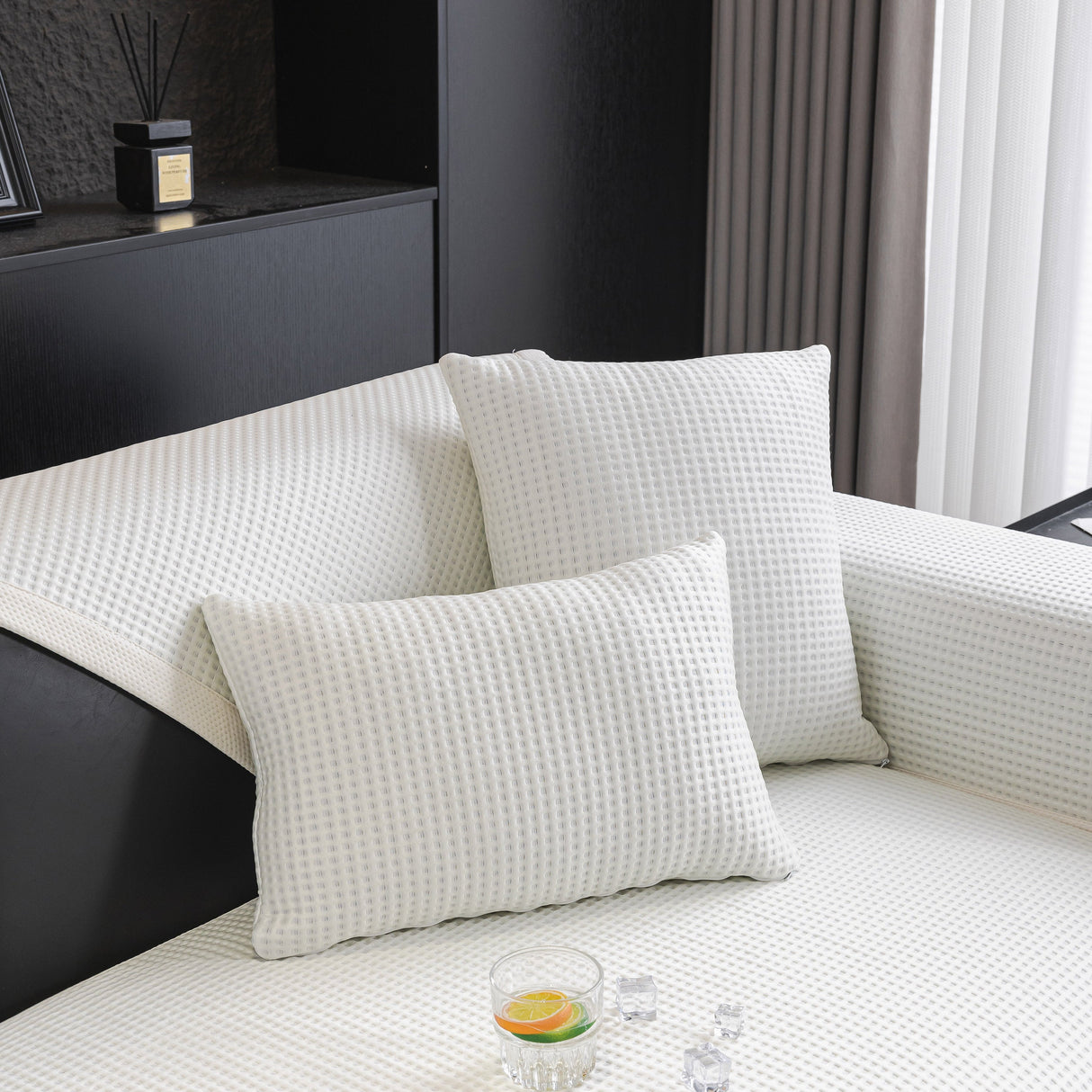 Non-Slip Cooling Breathable Couch Protector Towel, Lightweight Slipcover for Sofas