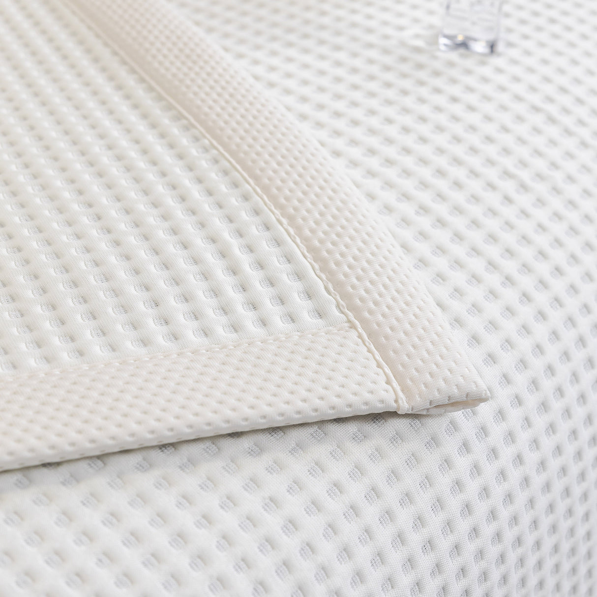 Non-Slip Cooling Breathable Couch Protector Towel, Lightweight Slipcover for Sofas