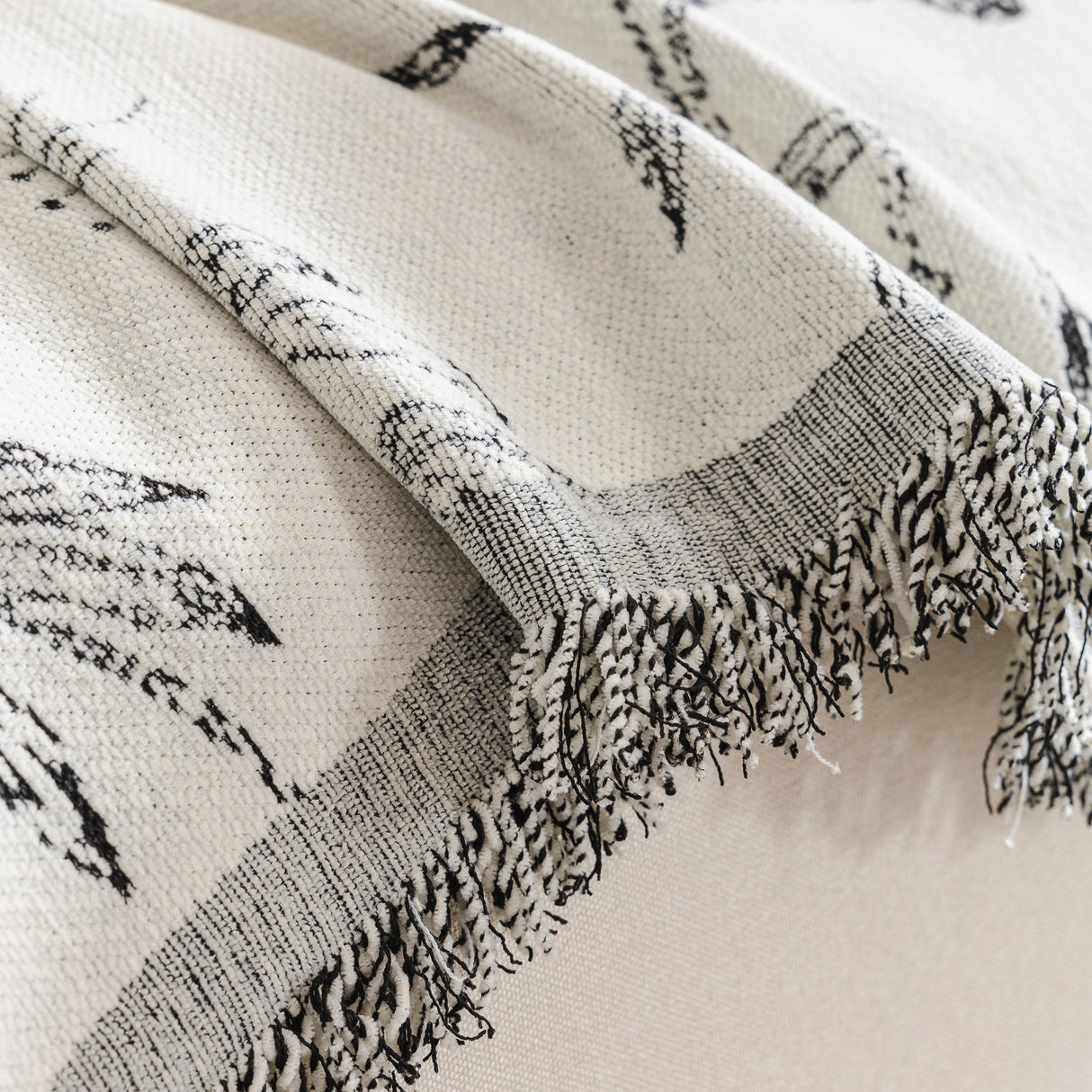 Chenille Giverny Couch Cover, Cozy Blankets for Sofa and Couch, Slip Covers for Couch Sectional