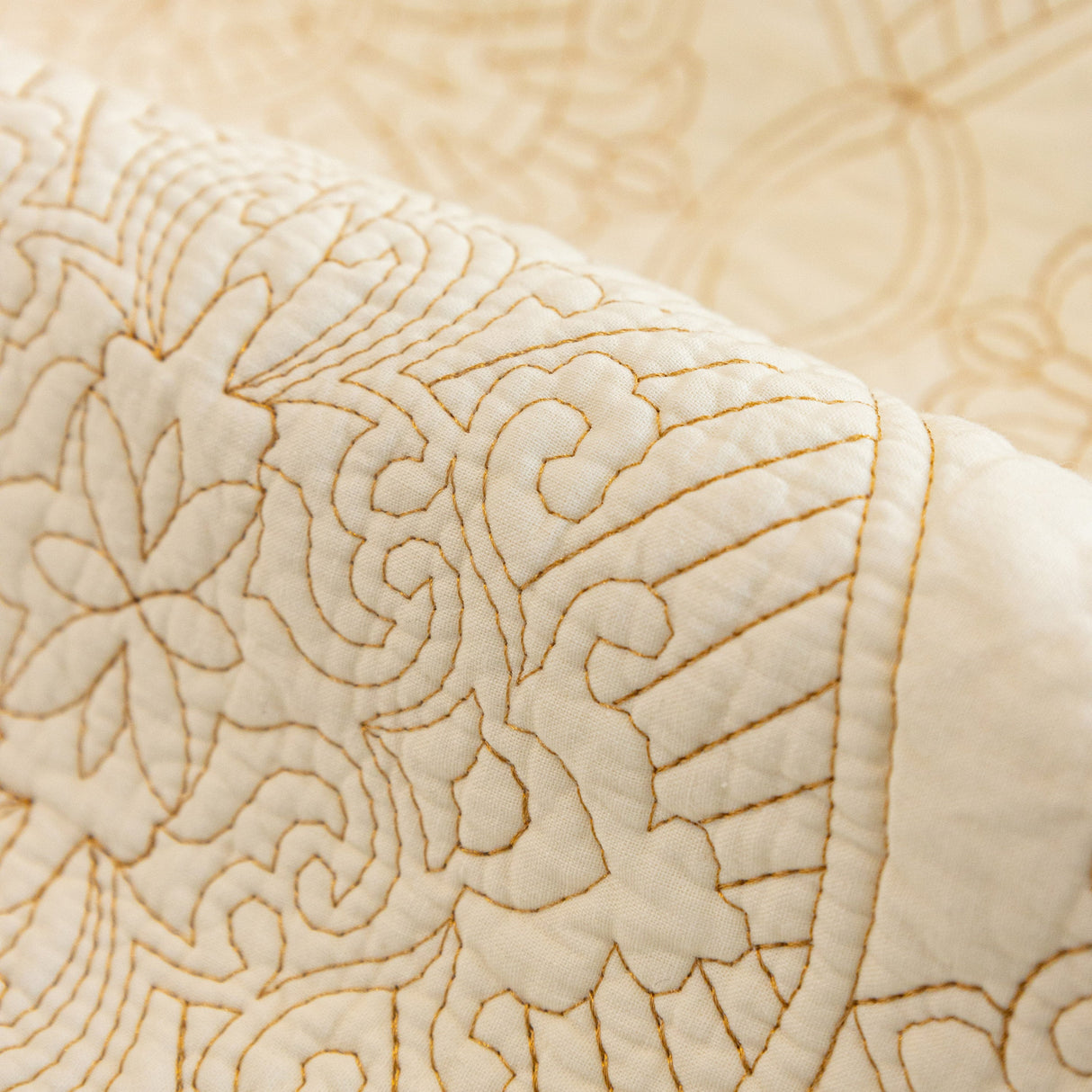 Baroque Sofa Cover – Quilted Cotton, Non-Slip, Washable with Ornate Embroidery