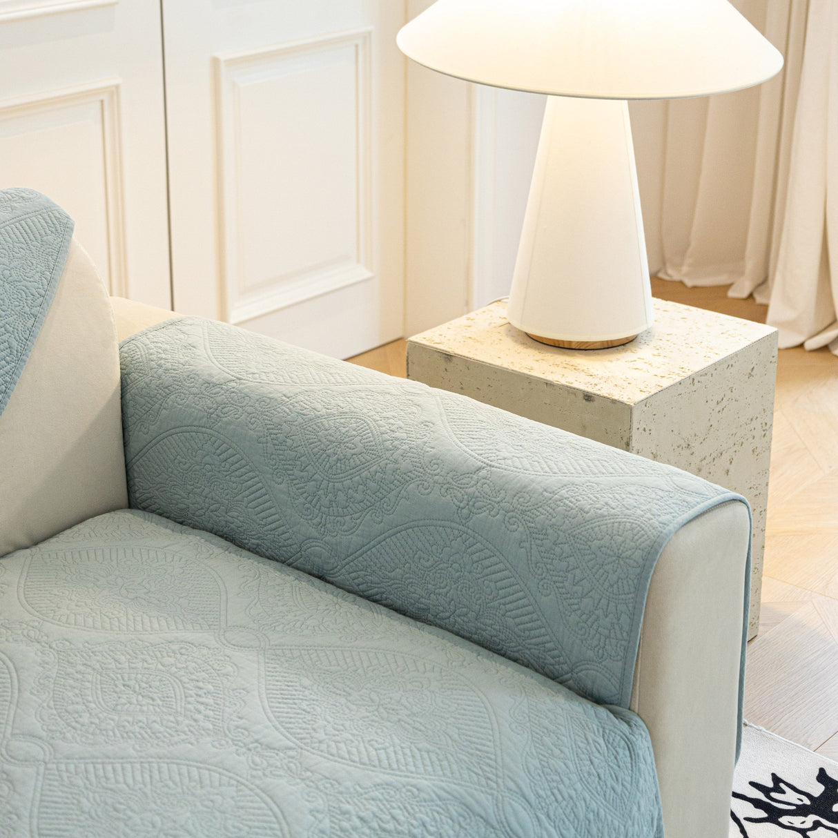 Baroque Sofa Cover – Quilted Cotton, Non-Slip, Washable with Ornate Embroidery