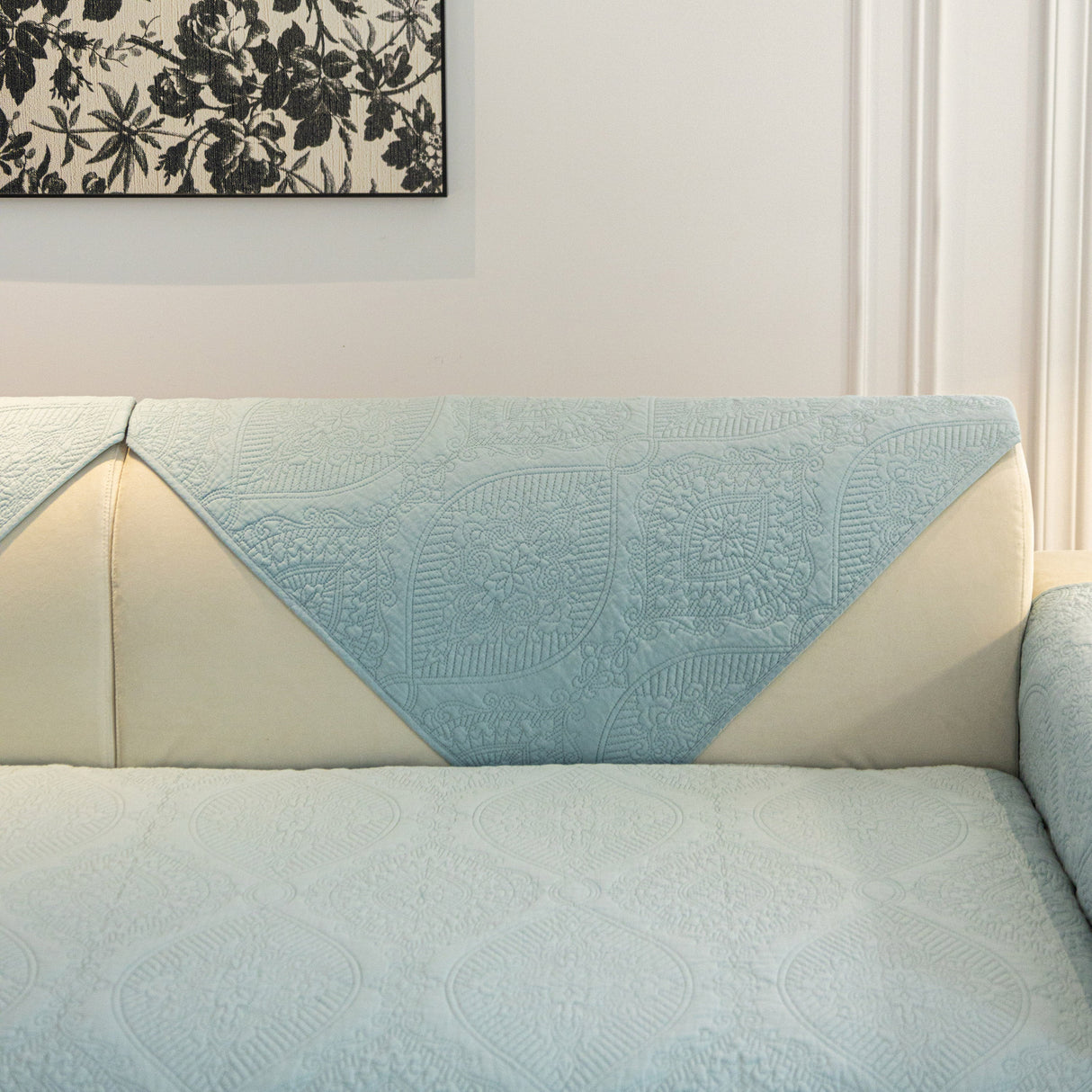 Baroque Sofa Cover – Quilted Cotton, Non-Slip, Washable with Ornate Embroidery