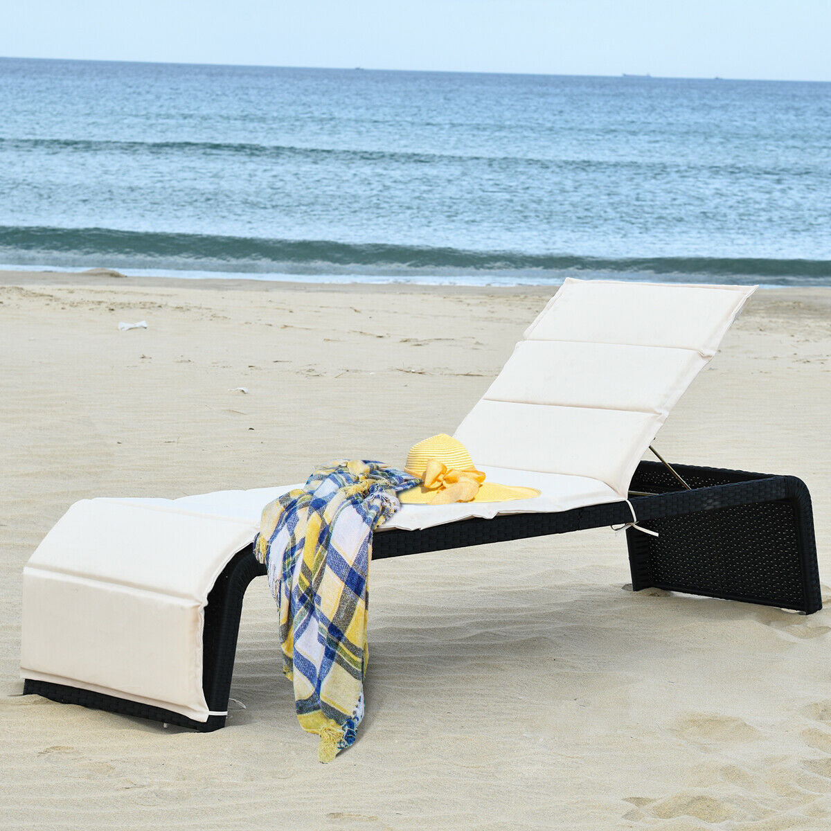 Patio Rattan Lounge Chair Back Adjustable Chaise Recliner with Cushioned-White