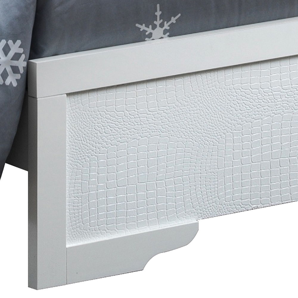 LED Elegant Bed by Couch.com