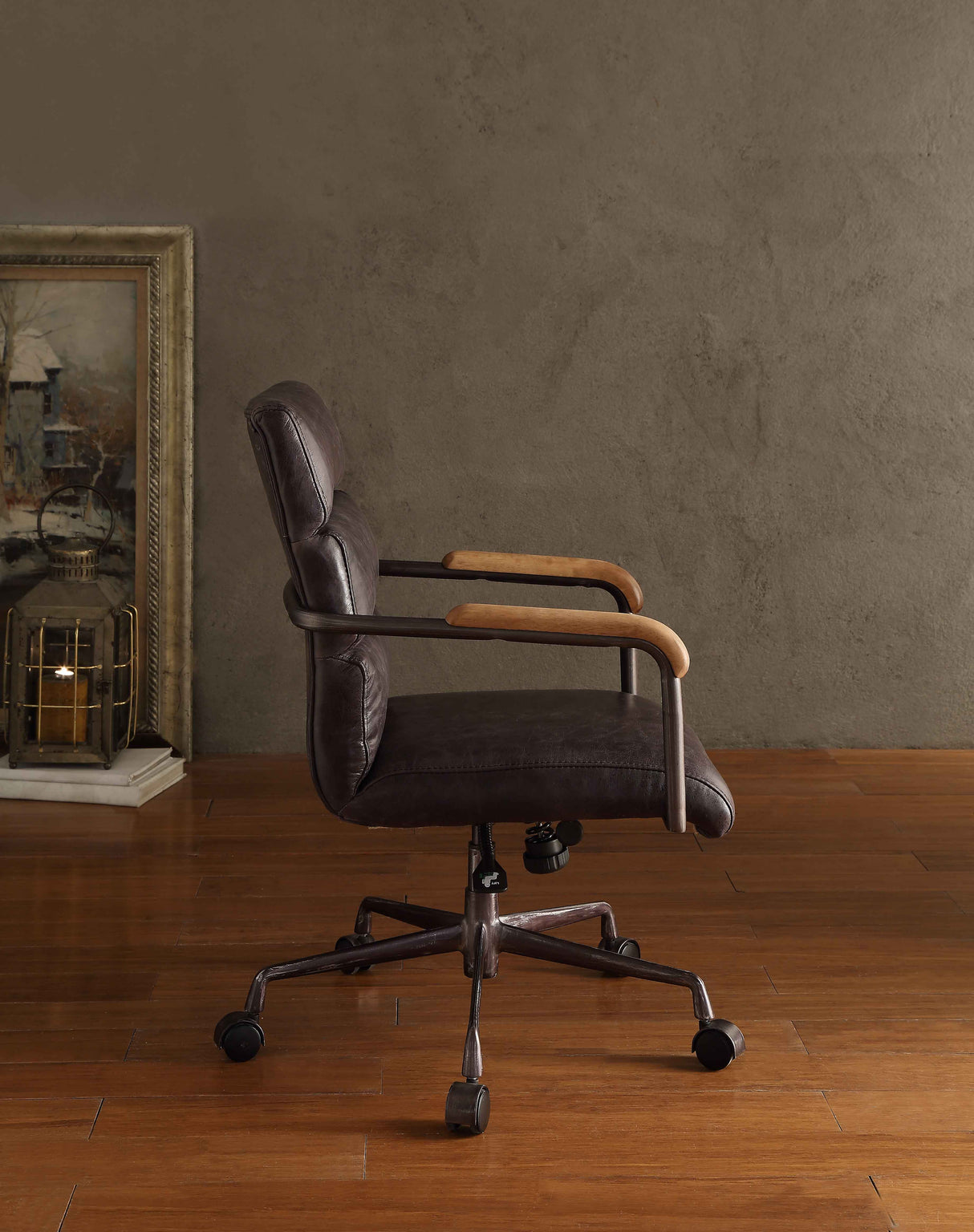 Harith - Retro Top Grain Leather Office Chair by Couch.com
