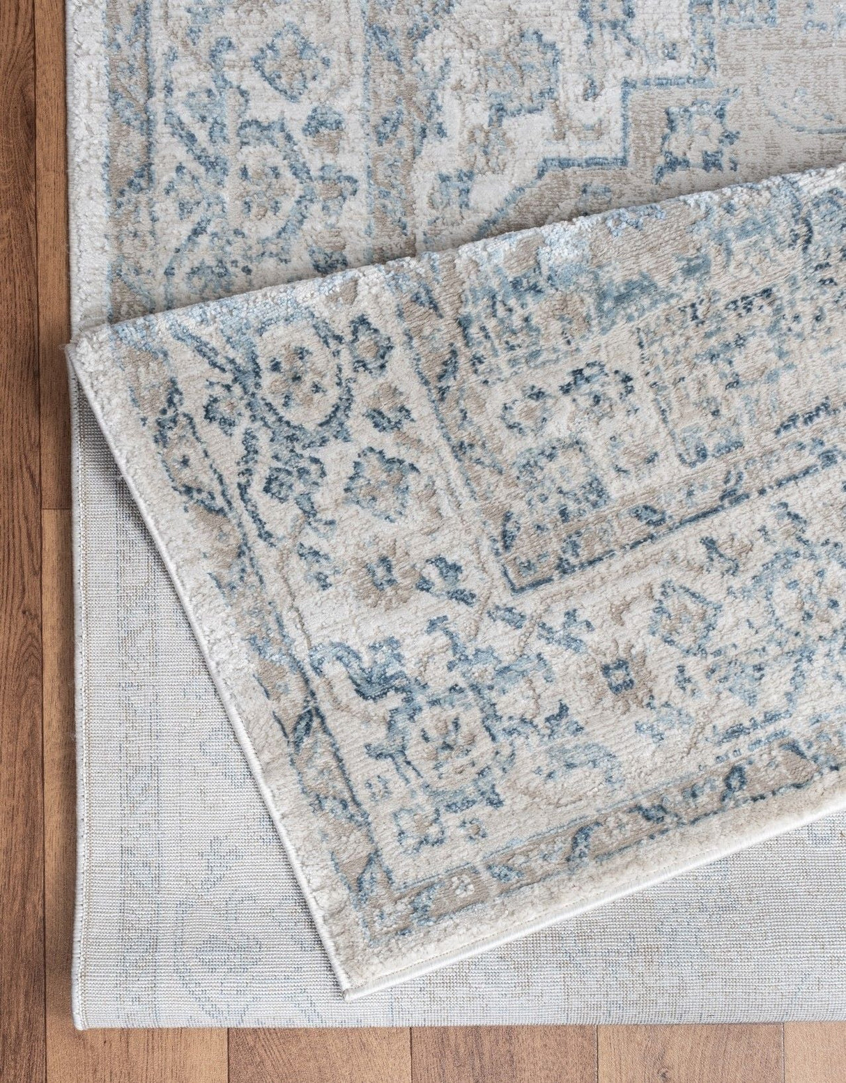 Noble - GC_GEN7001 Area Rug by Couch.com