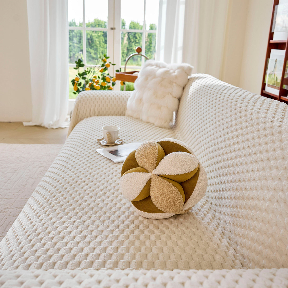 Thick Plush Non-Slip Sofa Throw Cover, Warm Soft Faux Fur Couch Protector for Winter