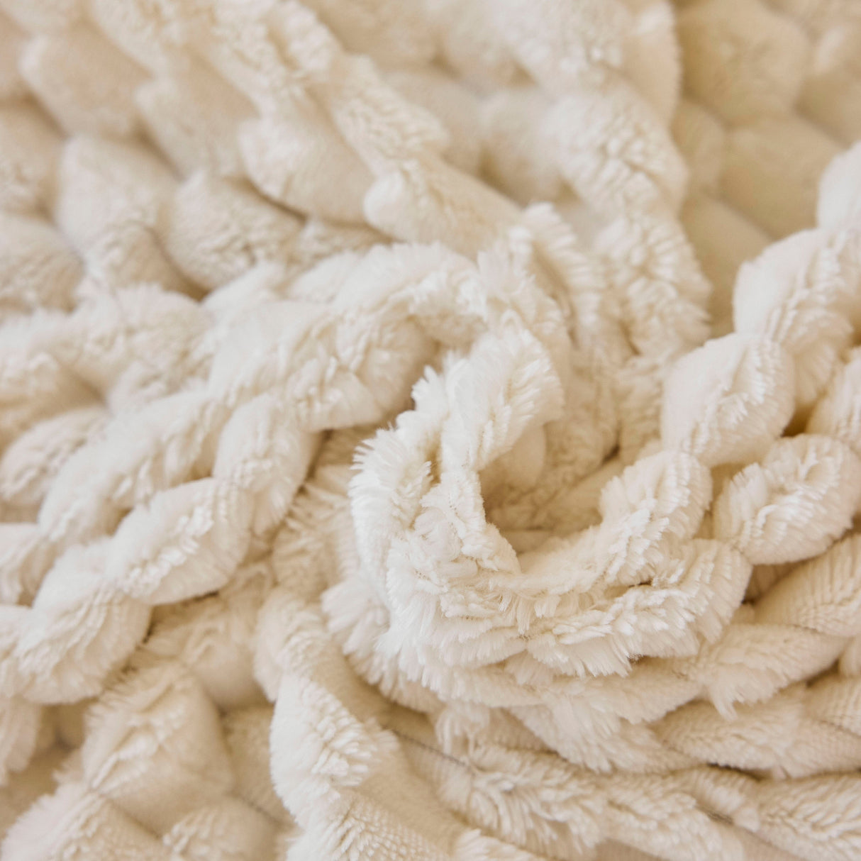 Thick Plush Non-Slip Sofa Throw Cover, Warm Soft Faux Fur Couch Protector for Winter