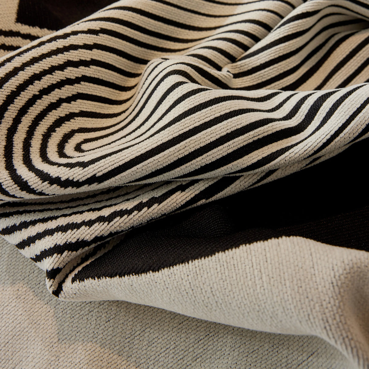 Soft Chenille Tassel Trim Sectional Sofa Protector Couch Covers for Cats Cozy Blanket Sofa Throws