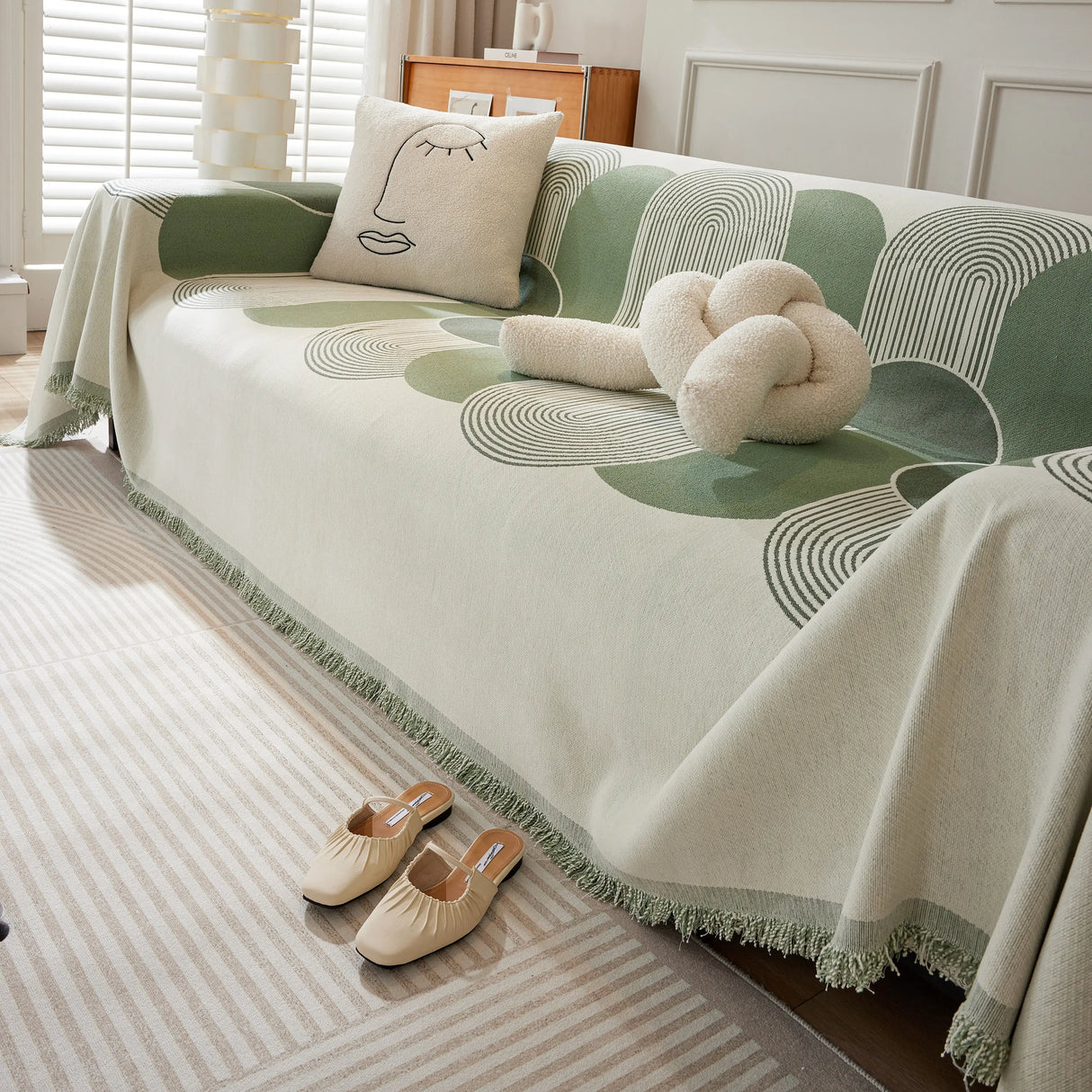 Soft Chenille Tassel Trim Sectional Sofa Protector Couch Covers for Cats Cozy Blanket Sofa Throws