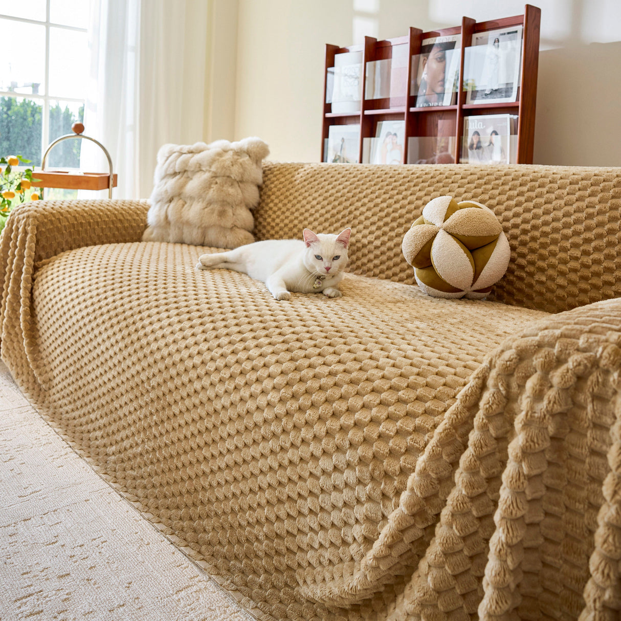 Thick Plush Non-Slip Sofa Throw Cover, Warm Soft Faux Fur Couch Protector for Winter