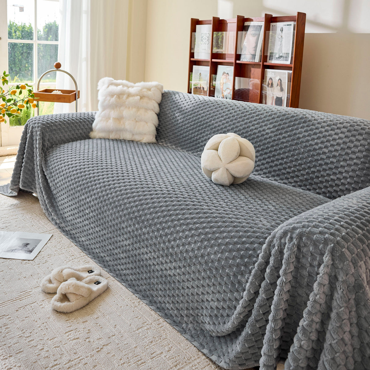 Thick Plush Non-Slip Sofa Throw Cover, Warm Soft Faux Fur Couch Protector for Winter