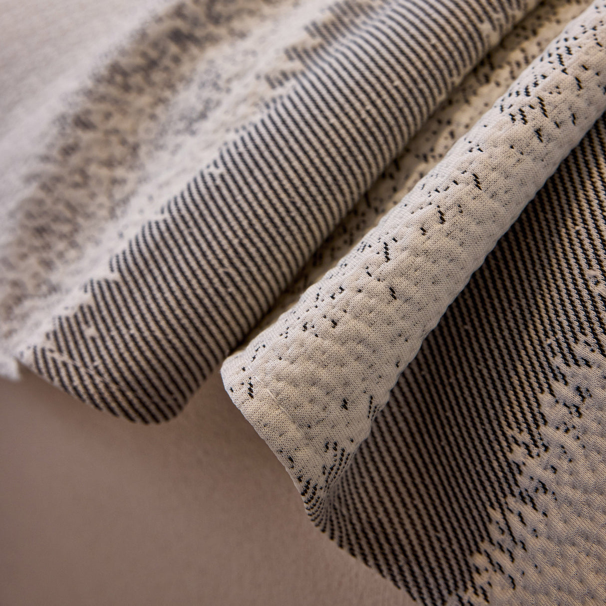 Modern Striped Couch Protector Blanket, Furniture Slipcover for L Shaped Sectionals