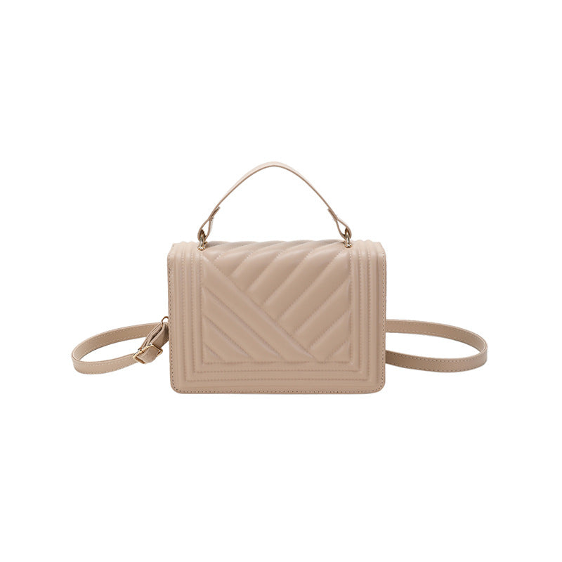 Dazzling Bags For Women Chain Crossbody Bags In Pu Leather Female Fashionable Shoulder Bag Ladies Handbags Simple Messenger Bag Casual Indentation Western Style Portable Women