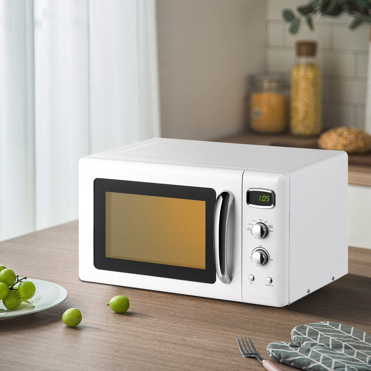 0.9 Cu.ft Retro Countertop Compact Microwave Oven-White by DirectDeals