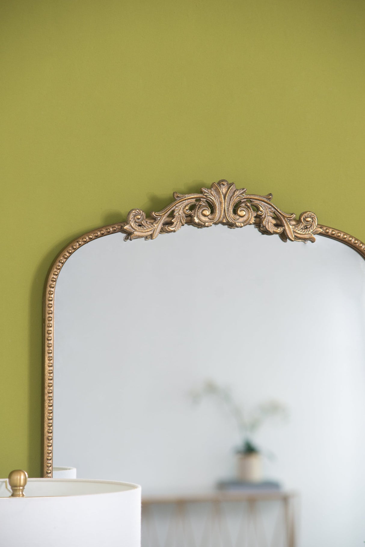 The Aurelia Mirror