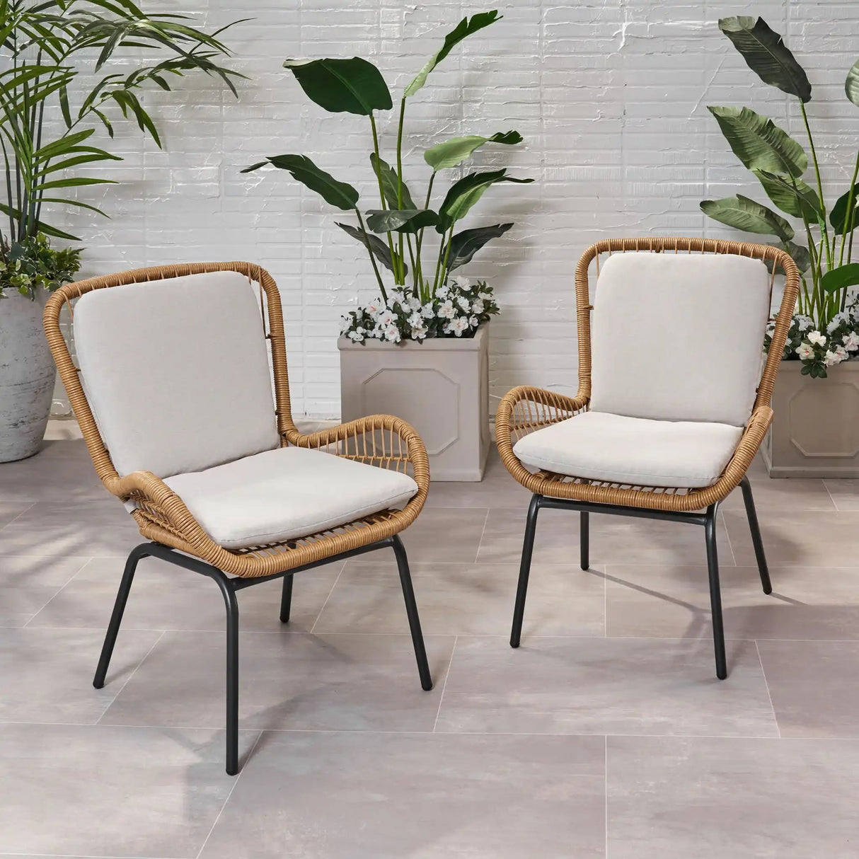 Outdoor Wicker Club Chair With Cushions (Set of 2)
