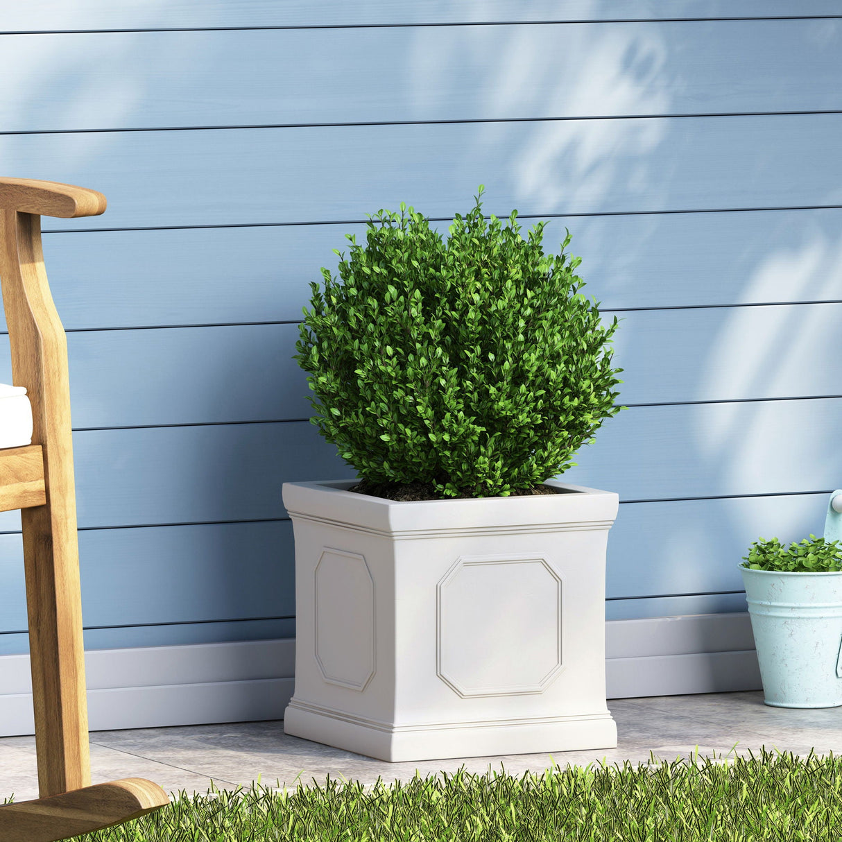 Durable Planter by Couch.com