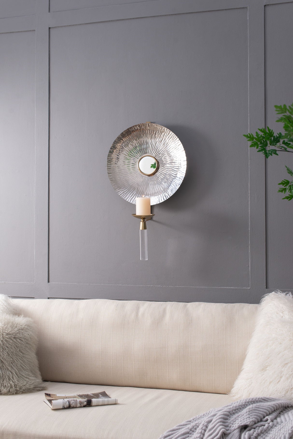 Maria - Wall Sconce - Gold by Couch.com