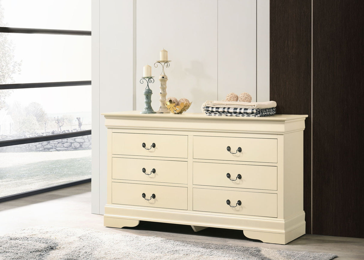 Traditional Dresser Elegant by Couch.com