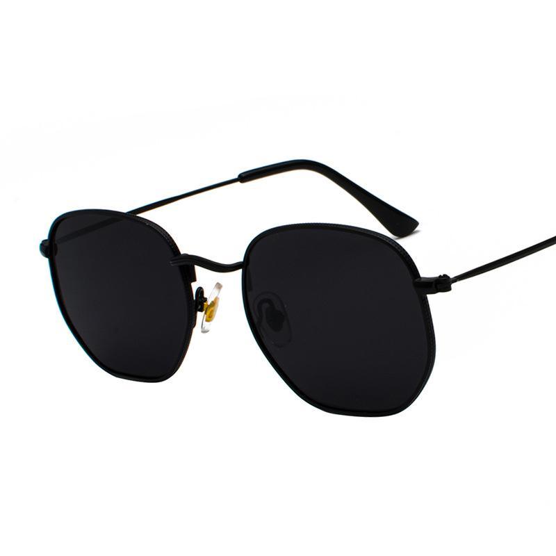 Unisex Woman and Man Vintage Retro and Modern Sunglasses Square Metal Frame Sunglasses Pilot Mirror Classic With UV400 Protection