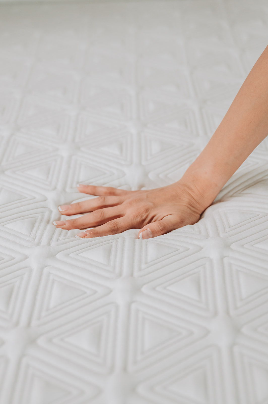 10" Gel Memory Foam Mattress by Couch.com