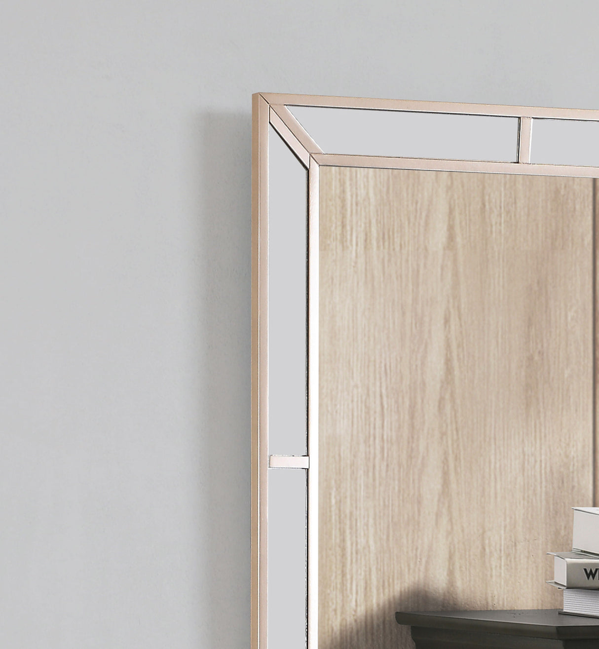 Elegant Contemporary Mirror by Couch.com