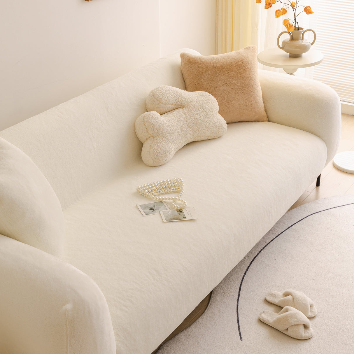 Soft Plush Warm Sofa Cover Stretchable Cozy Velvet Couch Protector for Fall & Winter