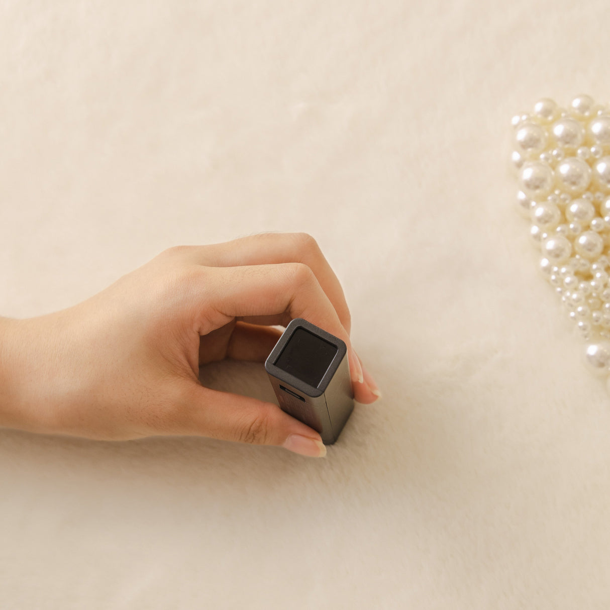 Soft Plush Warm Sofa Cover Stretchable Cozy Velvet Couch Protector for Fall & Winter