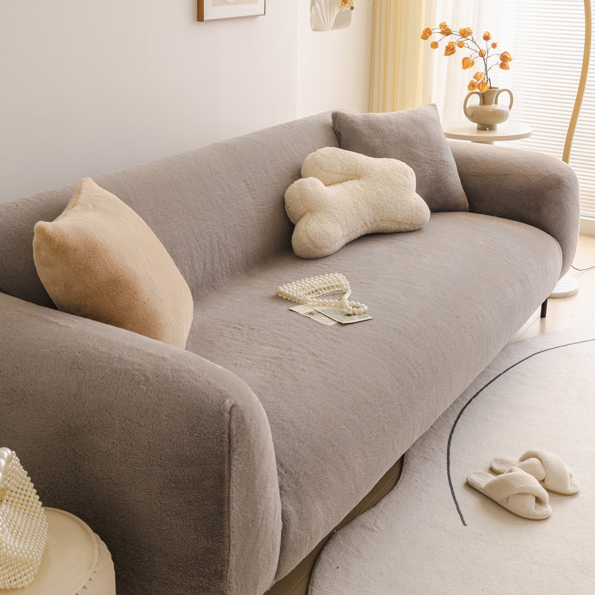 Soft Plush Warm Sofa Cover Stretchable Cozy Velvet Couch Protector for Fall & Winter