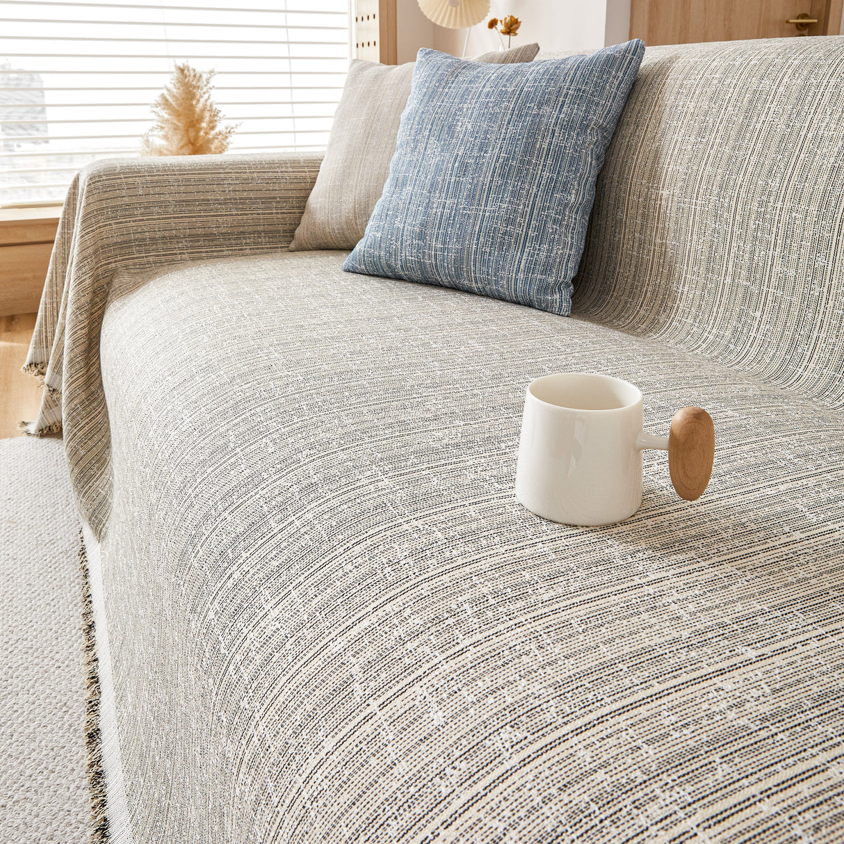 Couch Cover Blanket Couch Covers for Most Shape Sofas Washable Durable Sofa Throw Cover with Tassels