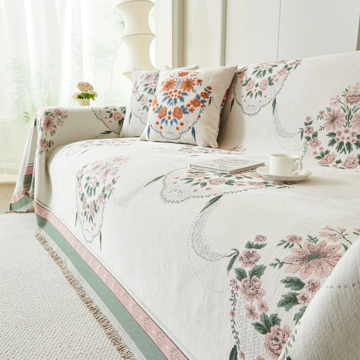 Charming French Country Floral Basket Sofa Throw Cover Rustic Farmhouse-Style Couch Cover Blankets