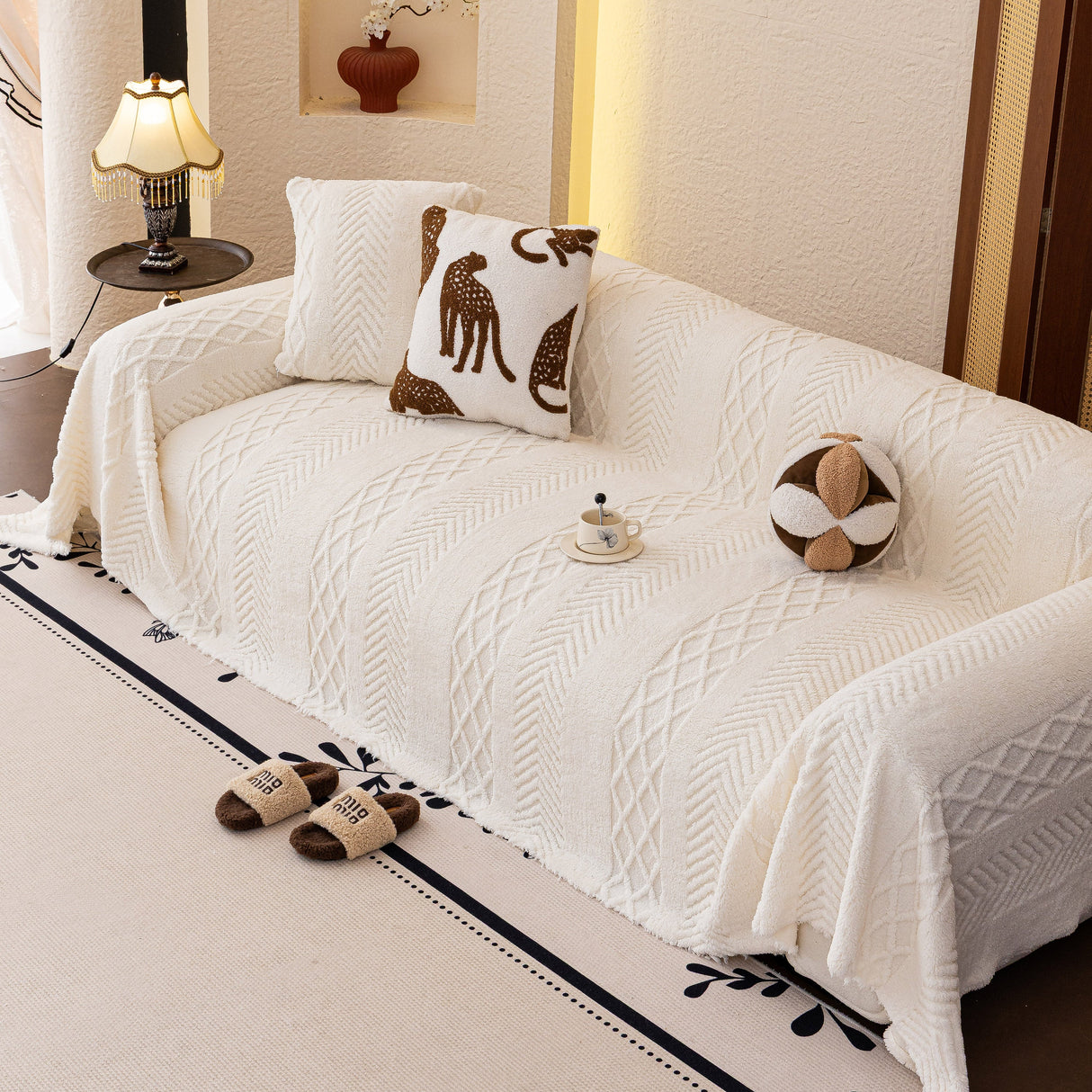 Plush Fleece Sofa Cover with 3D Cable Knit Texture Soft Cozy Warm Sofa Throw Blanket