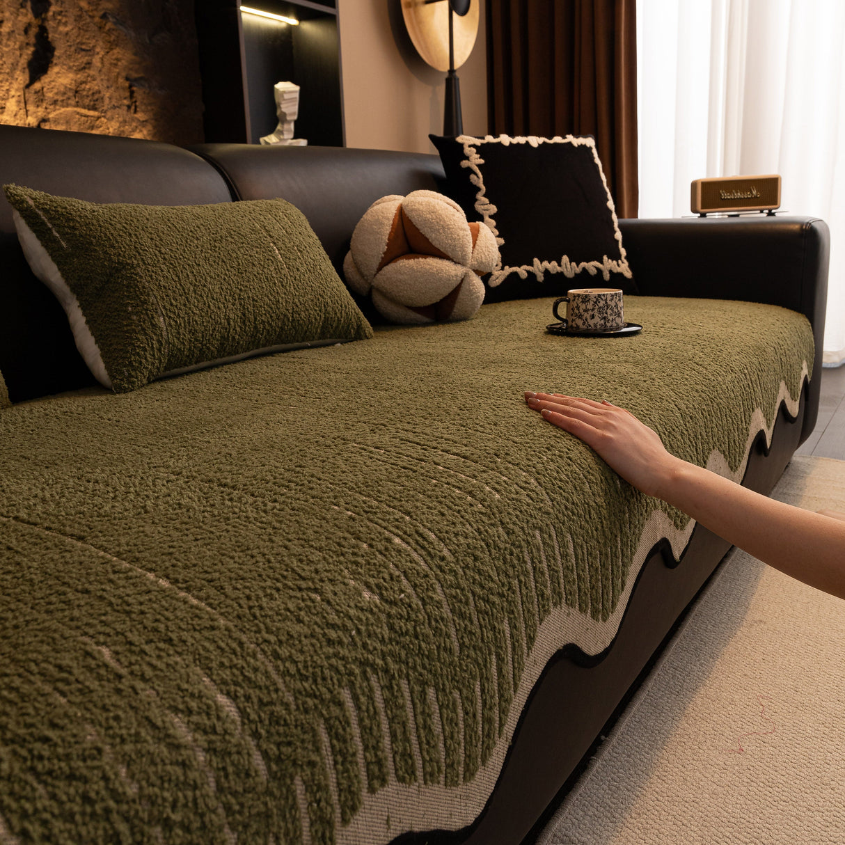 Textured Sofa Seat Cover with Wave Edge – Non-Slip, Washable Couch Throw Protector