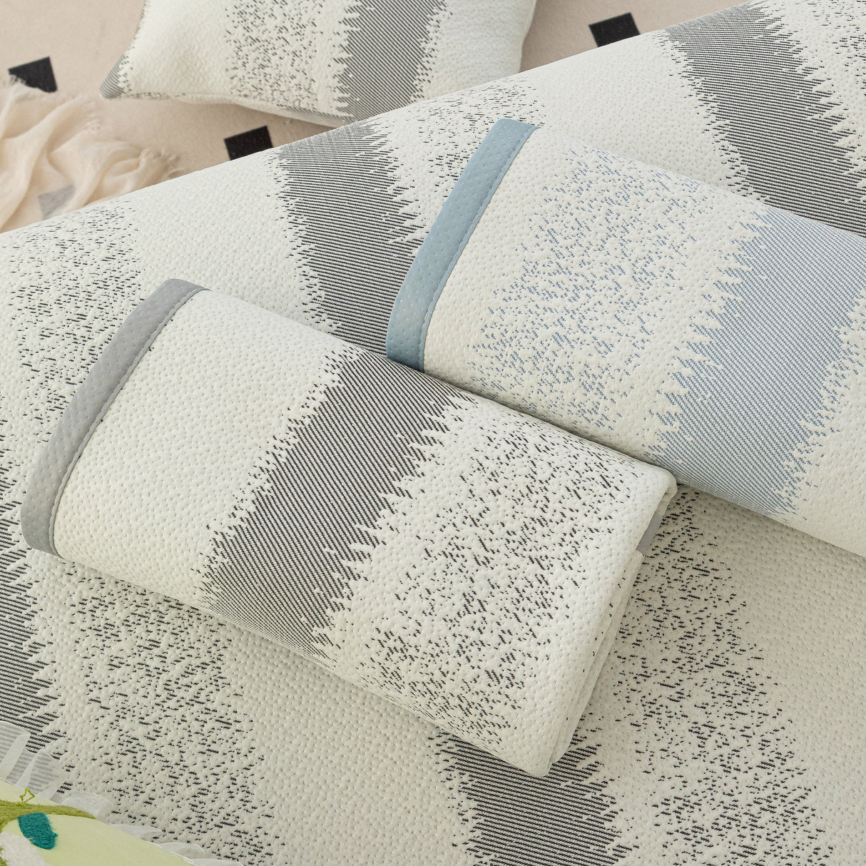 Striped Non-Slip Cooling Couch Cover, Summer Couch Pads for Seat Back Armrest