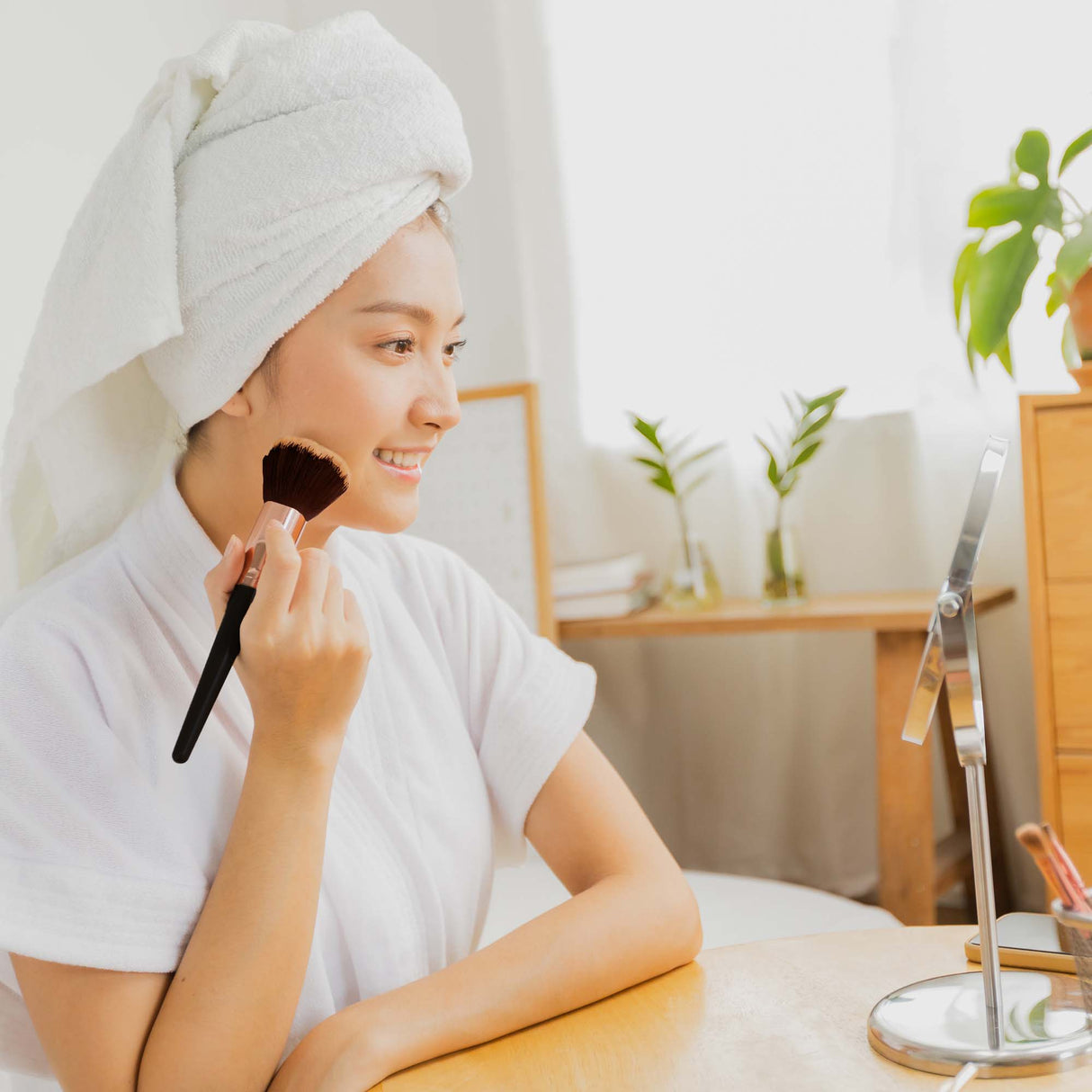 5 Pcs Studio Makeup Brush Set (Black) by Pursonic