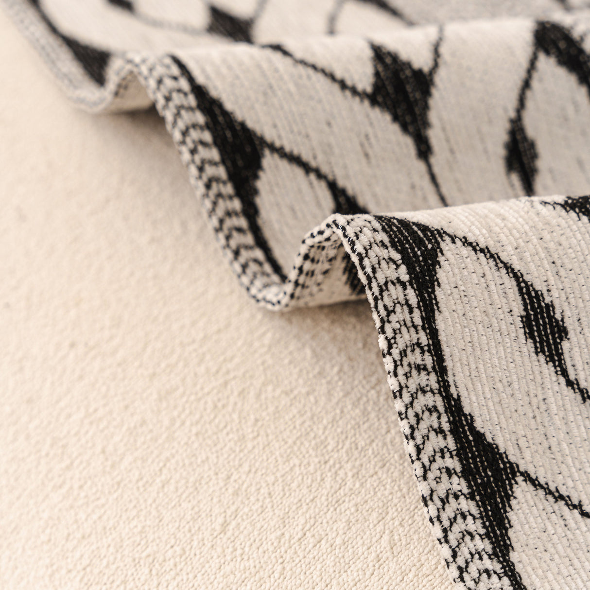 Sofa Cover Blanket Throw with Tassels, Decorative Furniture Protector for Dogs/Pets