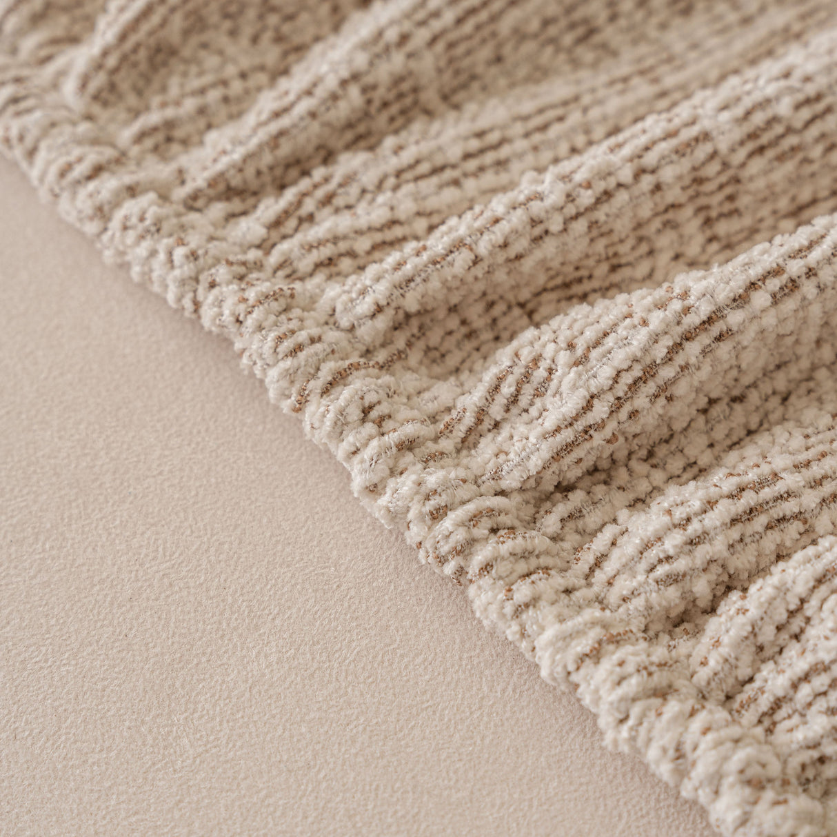 High Stretch Washable Slipcover, Non-Slip Washable Furniture Protector for Kids Pets