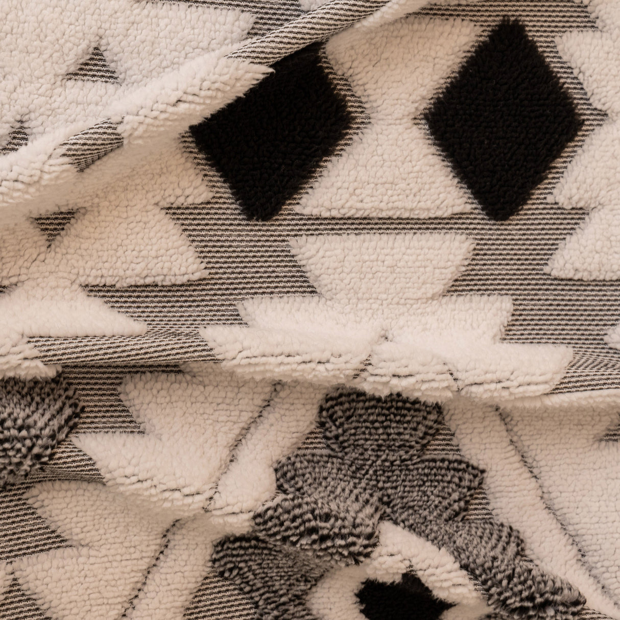 Bohemian Tufted Sofa Cover, Soft Sherpa Fleece Throw Blanket with 3D Aztec Geometric